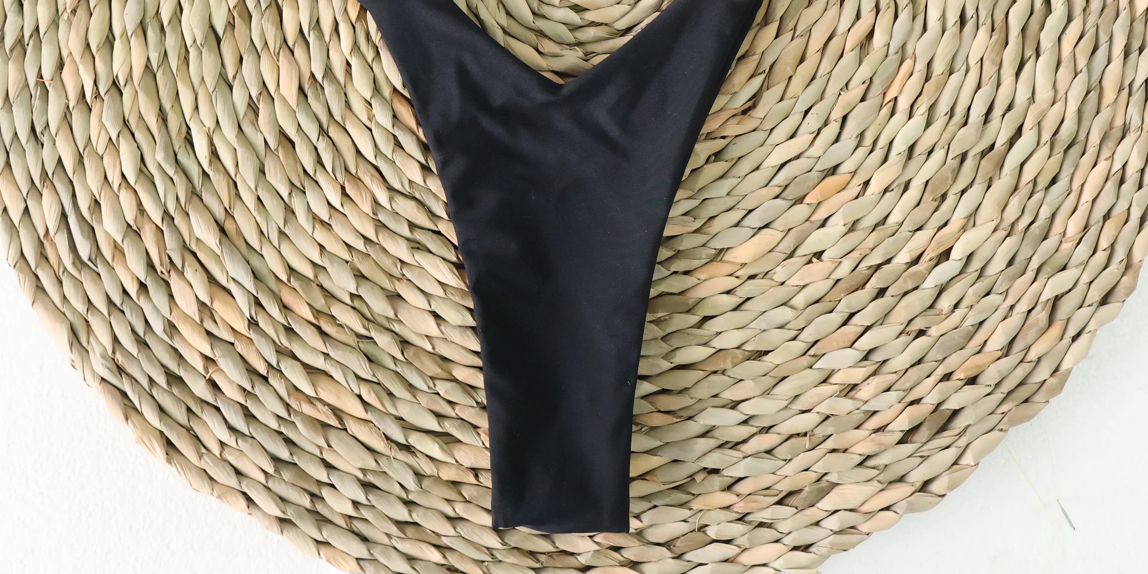Micro Thong Bikini – Push-Up